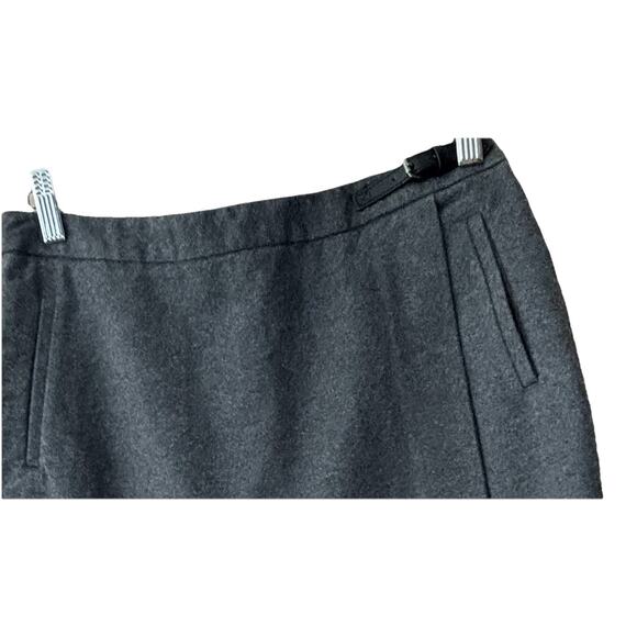 L L Bean Women’s Pencil Skirt Sz 6 Gray Faux Wrap Pockets Buckle Accent Cotton - Picture 2 of 5